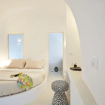 Elegant Santorini House Serenity Caldera Viewoutdoor Hot Tub Private Pool Oia Villa *