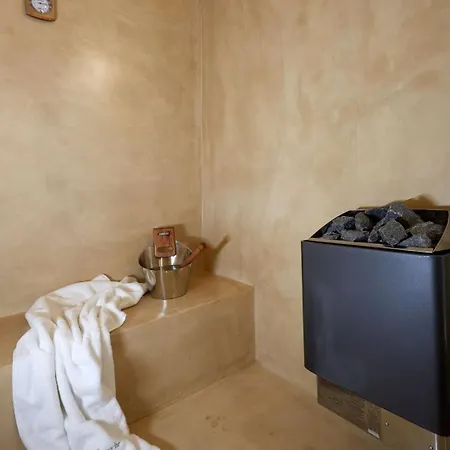 Caldera Crest Villa Oia Santorini Private Pool Caldera Views Hot Tub Villa *