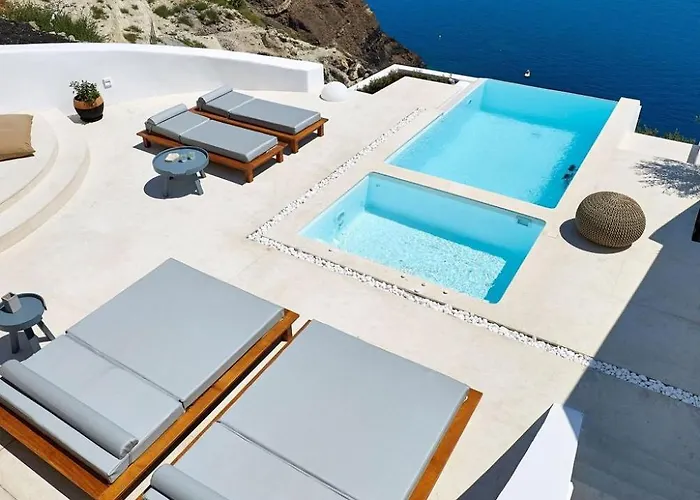 Elegant Santorini House Serenity Caldera View Outdoor Hot Tub Villa *