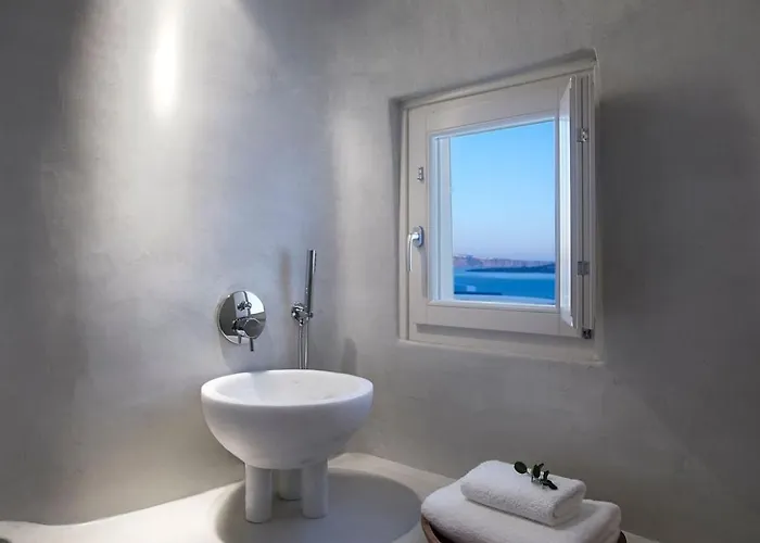 Elegant Santorini House Serenity Caldera View Outdoor Hot Tub Villa